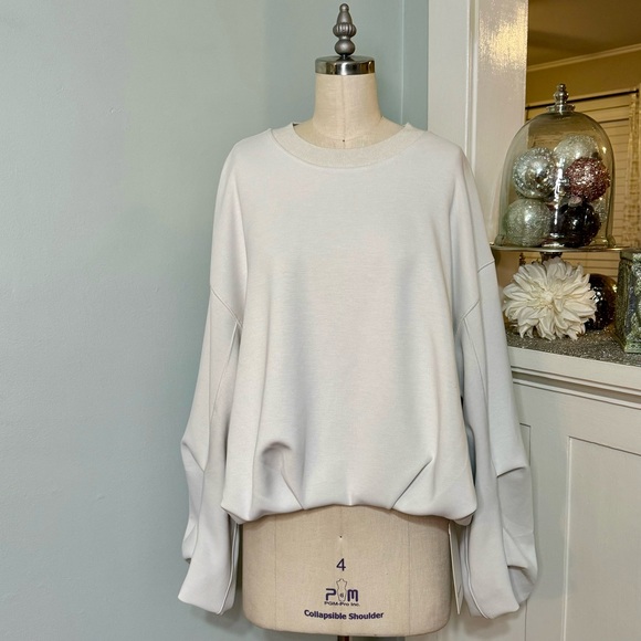 Lululemon Softstreme Voluminous Sleeve Pullover Bone Medium NWT - Picture 7 of 10